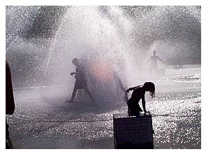 more kids in the fountain